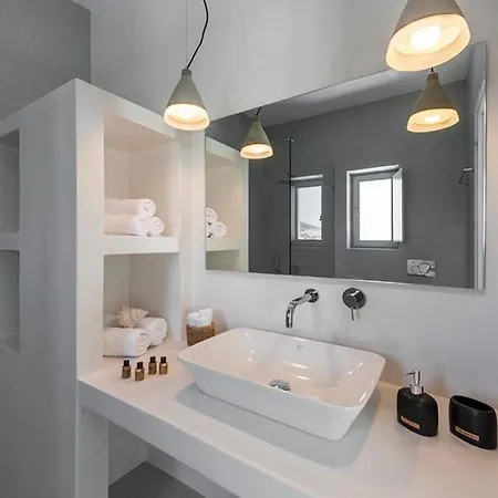 Villa Ninemia Luxury Villas *
